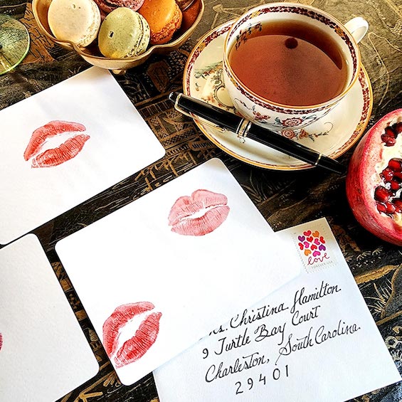 Pack of Custom Note Cards: Kisses